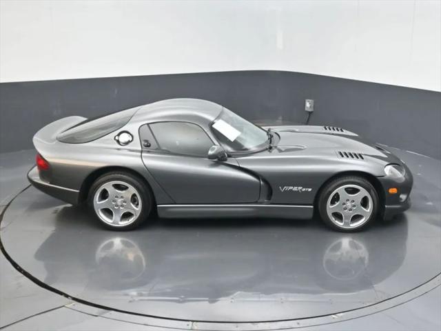 2002 Dodge Viper GTS