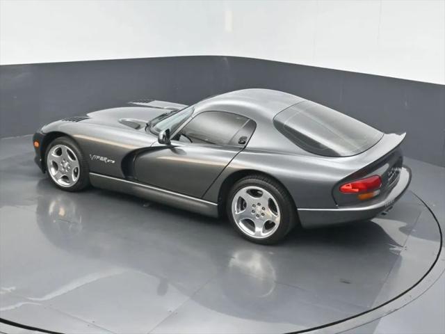 2002 Dodge Viper GTS