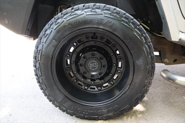 2009 HUMMER H2 SUV Luxury