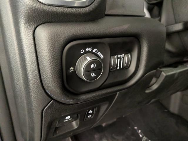 2026 Ram 1500 Laramie Crew Cab 4x4 5'7" Box