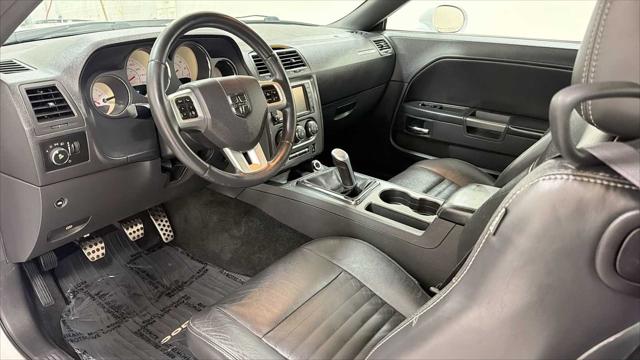 2013 Dodge Challenger R/T Plus