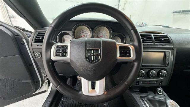 2013 Dodge Challenger R/T Plus