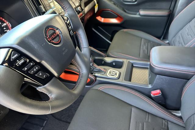 2026 Nissan Frontier Crew Cab PRO-4X 4x4