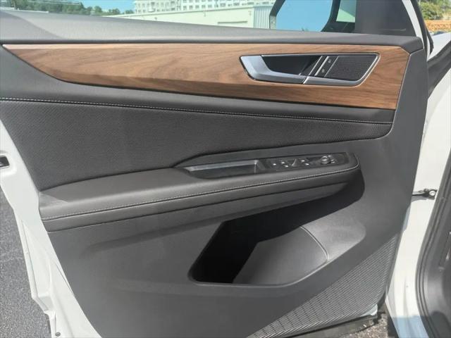 2026 Volkswagen Atlas SE