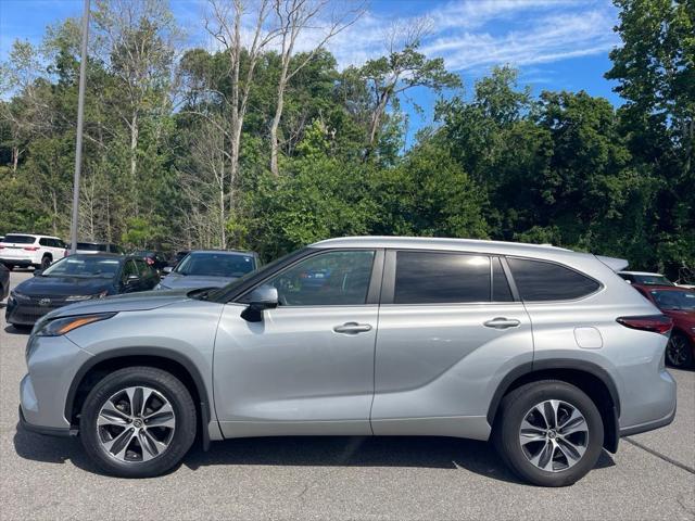 2024 Toyota Highlander XLE 2024 Toyota Highlander XLE