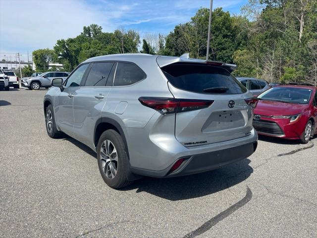 2024 Toyota Highlander XLE 2024 Toyota Highlander XLE
