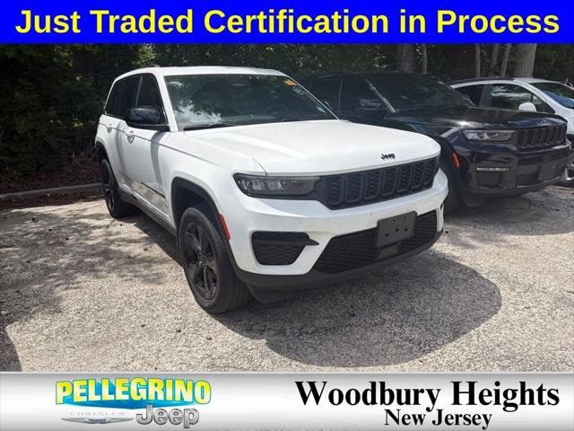 2023 Jeep Grand Cherokee Altitude 4x4 2023 Jeep Grand Cherokee Altitude 4x4