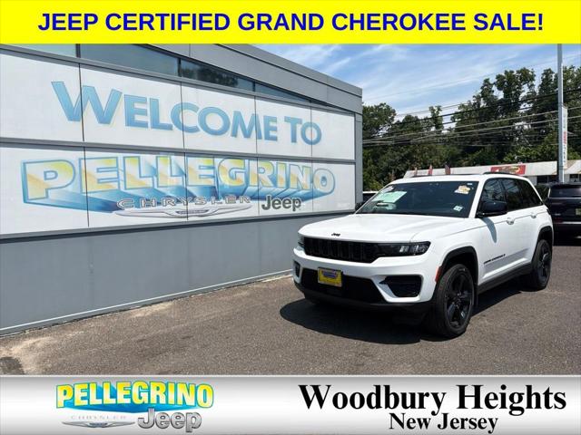 2023 Jeep Grand Cherokee Altitude 4x4 2023 Jeep Grand Cherokee Altitude 4x4
