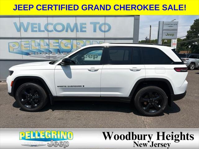 2023 Jeep Grand Cherokee Altitude 4x4 2023 Jeep Grand Cherokee Altitude 4x4