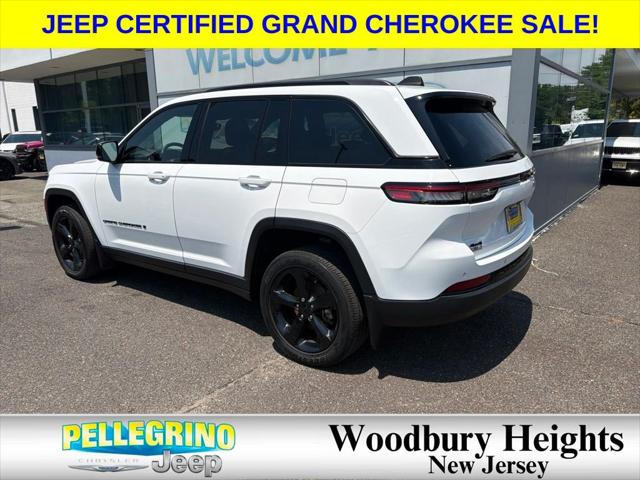 2023 Jeep Grand Cherokee Altitude 4x4 2023 Jeep Grand Cherokee Altitude 4x4