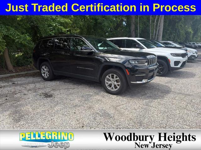 2023 Jeep Grand Cherokee L Laredo 4x4 2023 Jeep Grand Cherokee L Laredo 4x4