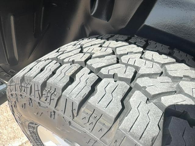 2019 Ram 1500 Big Horn/Lone Star Crew Cab 4x4 57 Box