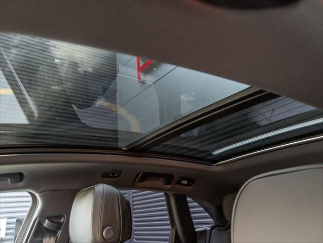 2026 Porsche Macan Unknown