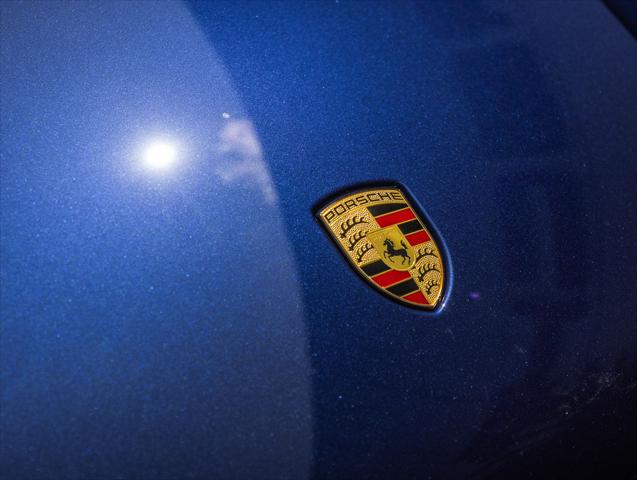 2026 Porsche Macan Unknown