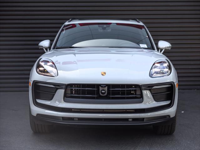 2026 Porsche Macan Unknown