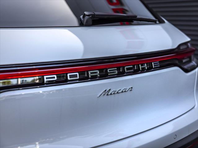 2026 Porsche Macan Unknown