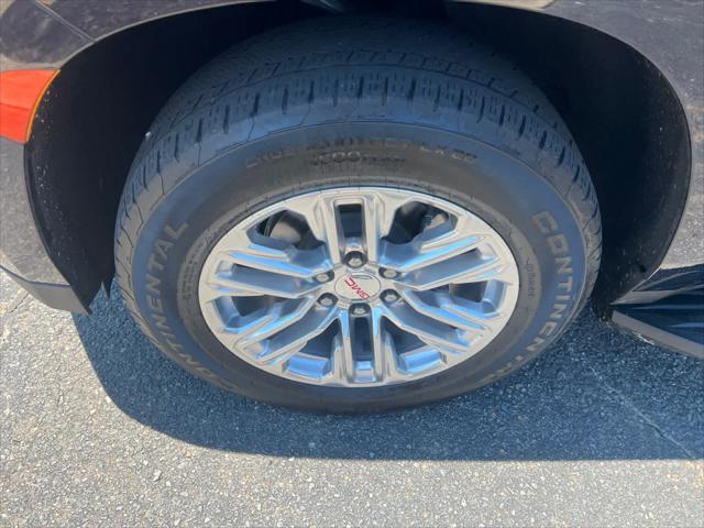 2023 GMC Yukon 4WD SLT