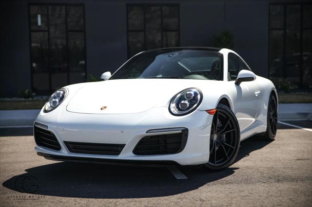 2019 Porsche 911 Carrera