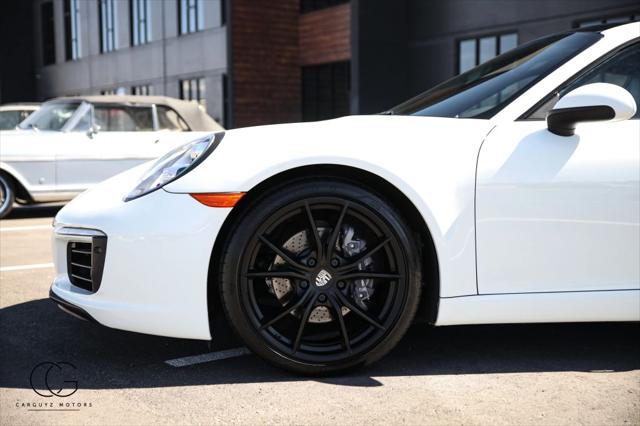 2019 Porsche 911 Carrera