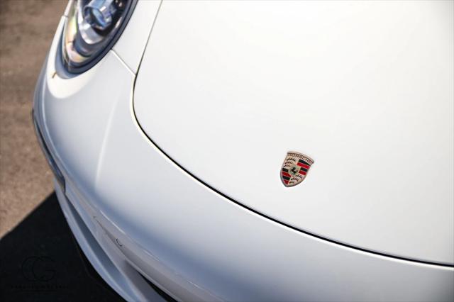 2019 Porsche 911 Carrera