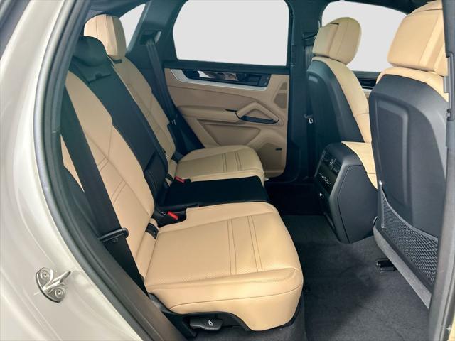 2026 Porsche Cayenne Unknown