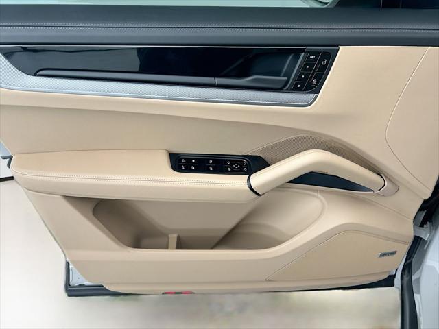 2026 Porsche Cayenne Unknown