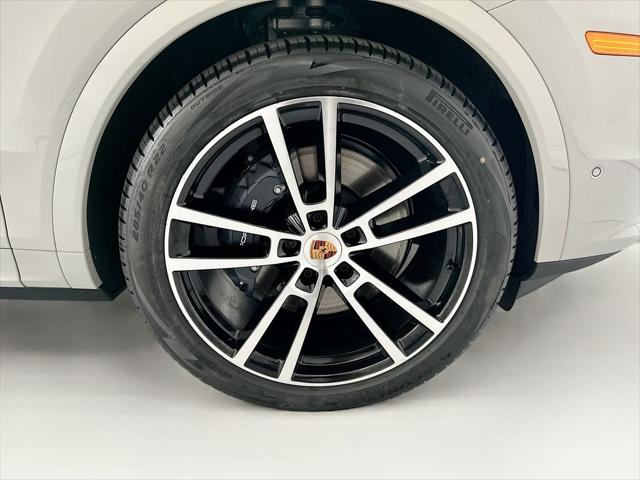 2026 Porsche Cayenne Unknown