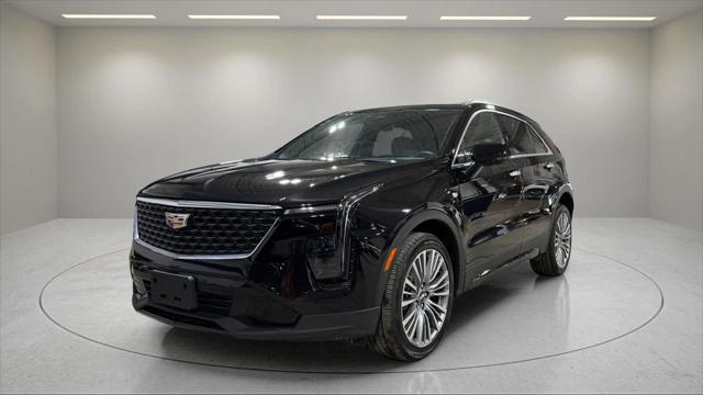 2025 Cadillac XT4 Premium Luxury for sale in Waukesha, WI