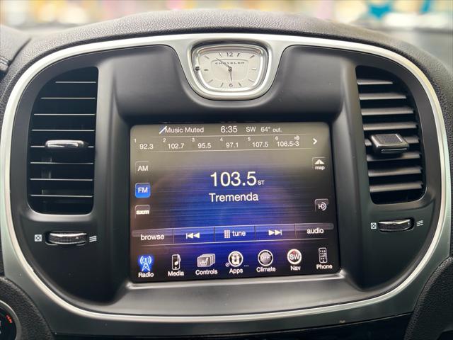 2016 Chrysler 300 Anniversary Edition