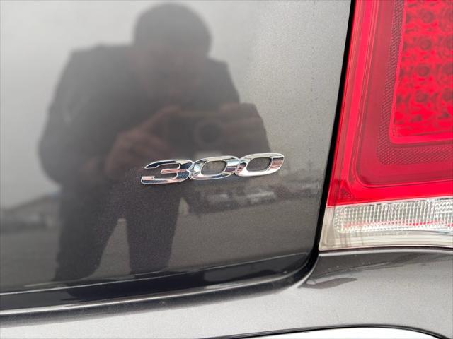 2016 Chrysler 300 Anniversary Edition