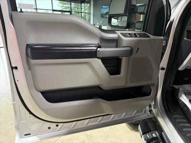 2017 Ford F-250 XLT 4x4 4dr Crew Cab 6.8 ft. SB Pickup
