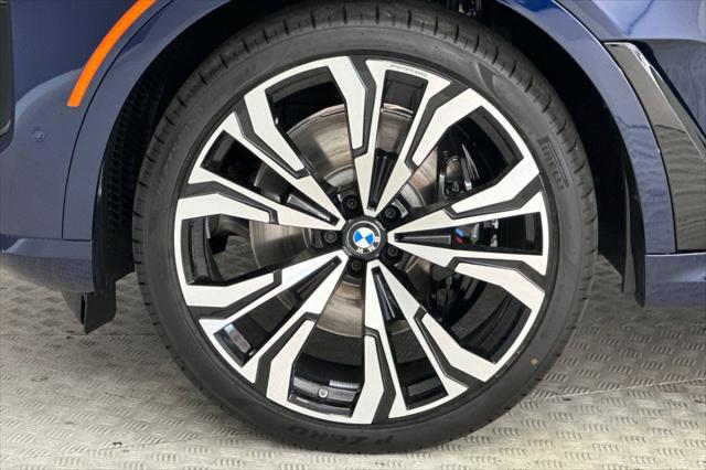 2027 BMW X7 M60i