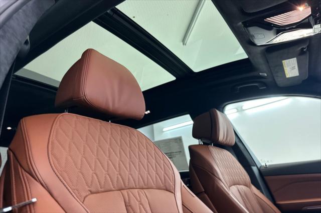 2027 BMW X7 M60i