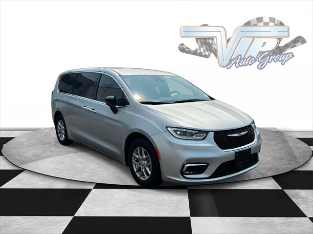 2026 Chrysler Pacifica Select for sale in Hempstead, NY