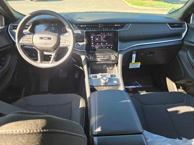 2026 Jeep Grand Cherokee GRAND CHEROKEE LAREDO 4X4