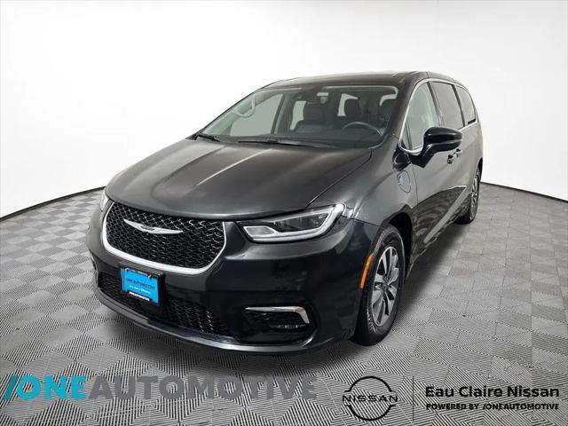 2023 Chrysler Pacifica Hybrid Touring L for sale in Eau Claire, WI