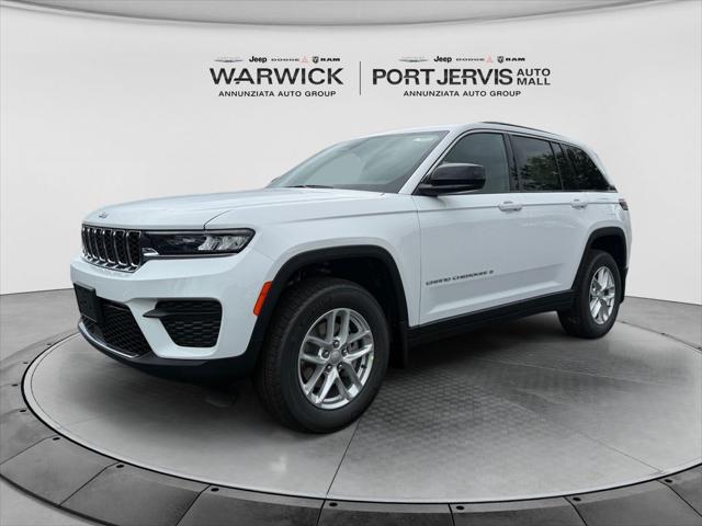2026 Jeep Grand Cherokee GRAND CHEROKEE LAREDO X 4X4