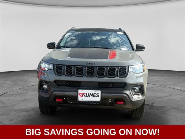 2026 Jeep Compass COMPASS TRAILHAWK 4X4