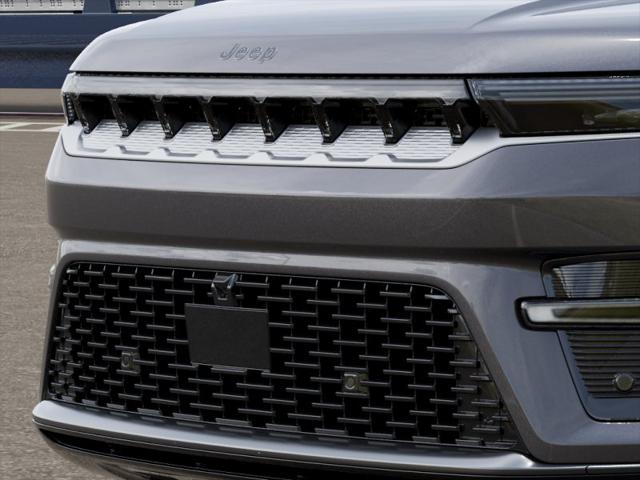 New 2026 Baltic-Gray Metallic Clear-Coat Exterior Paint Jeep  image 36