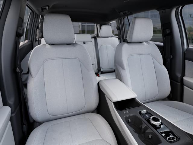 New 2026 Bright White Clearcoat Jeep Laredo image 41