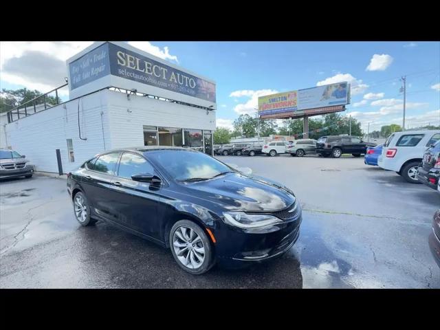 2016 Chrysler 200 S for sale near Dayton, OH