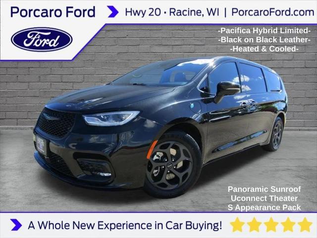 2022 Chrysler Pacifica Hybrid Limited for sale in Racine, WI