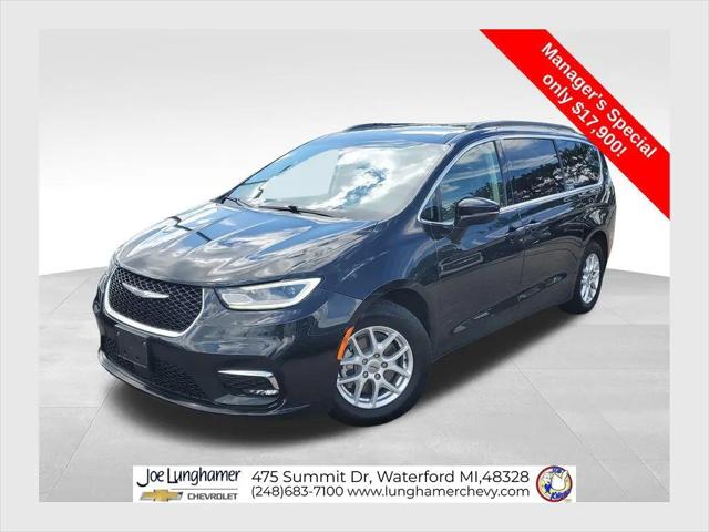 2022 Chrysler Pacifica Touring L for sale in Waterford, MI