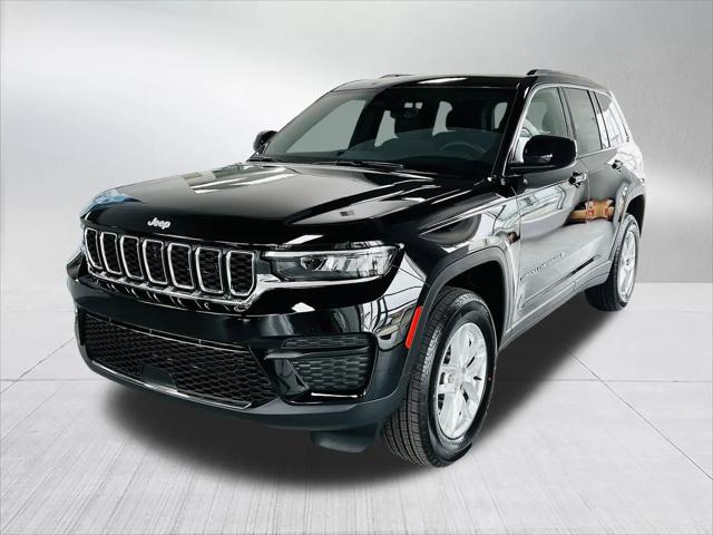 2026 Jeep Grand Cherokee Altitude 4x4 for sale in Hillsdale, MI