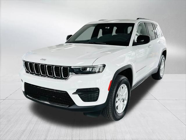 2026 Jeep Grand Cherokee Altitude 4x4 for sale in Hillsdale, MI