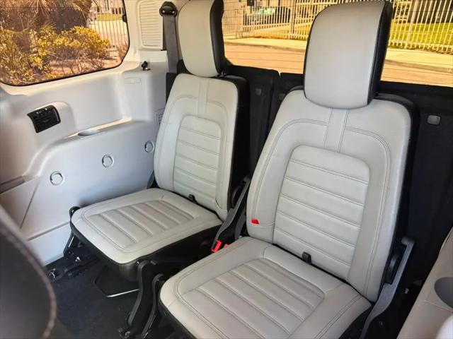 2019 Ford Transit Connect Titanium