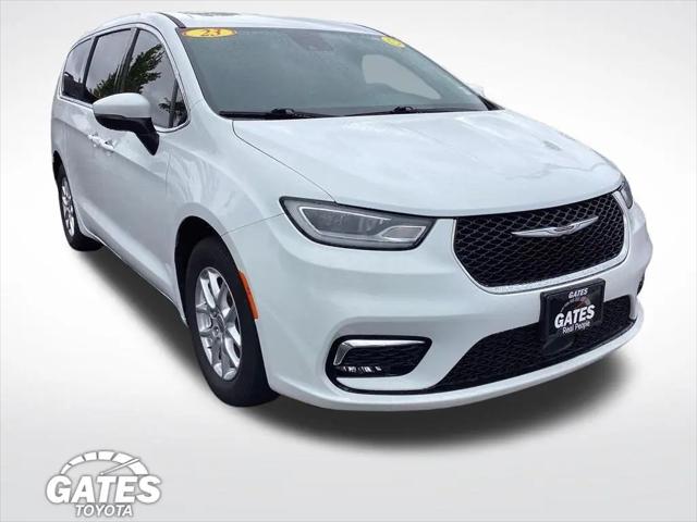 2023 Chrysler Pacifica Touring L for sale in South Bend, IN