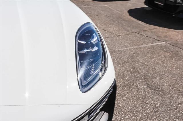 2023 Porsche Macan T