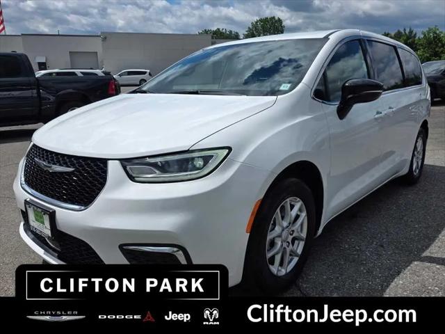 2026 Chrysler Pacifica Select for sale in Clifton Park, NY