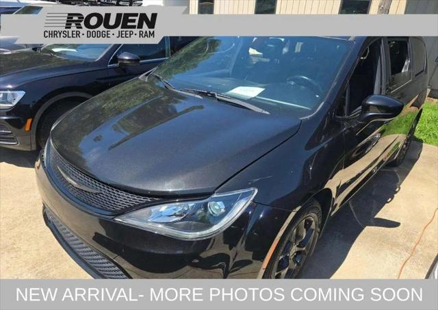 2018 Chrysler Pacifica Touring Plus for sale in Woodville, OH
